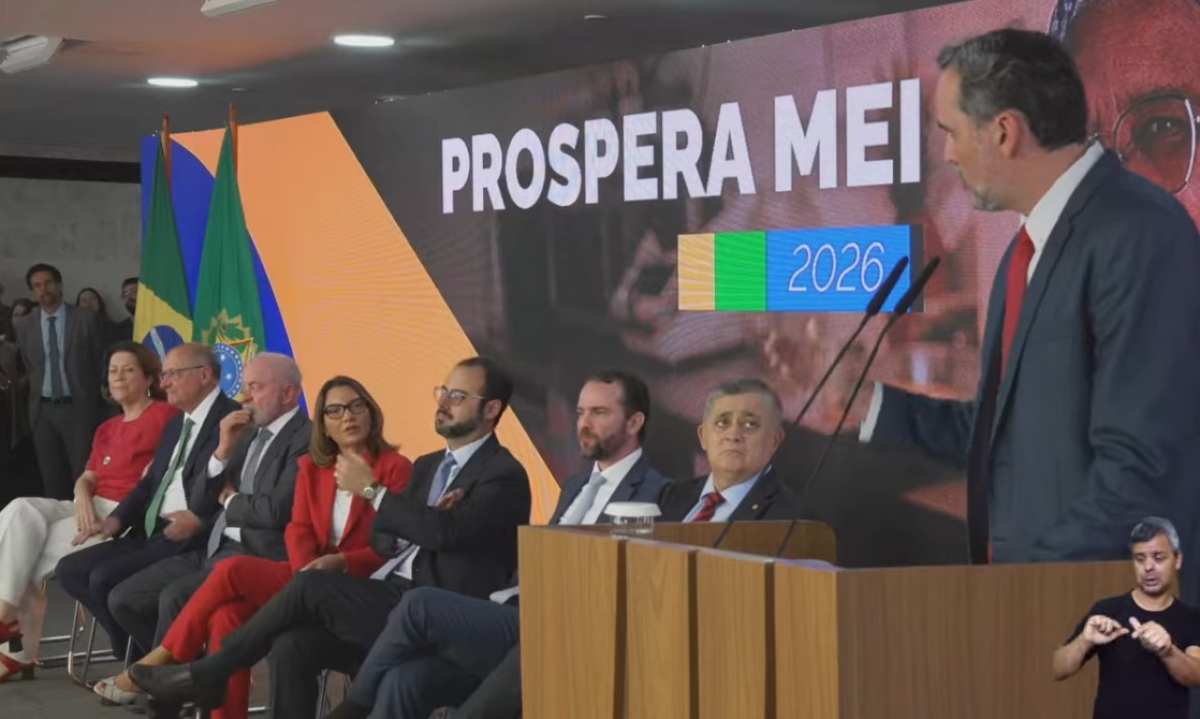 Presidente Lula e ministros participam do lançamento do programa Prospera MEI, que oferece anistia de dívidas e incentivos a microempreendedores - (crédito: Reprodução/Youtube @Lula)