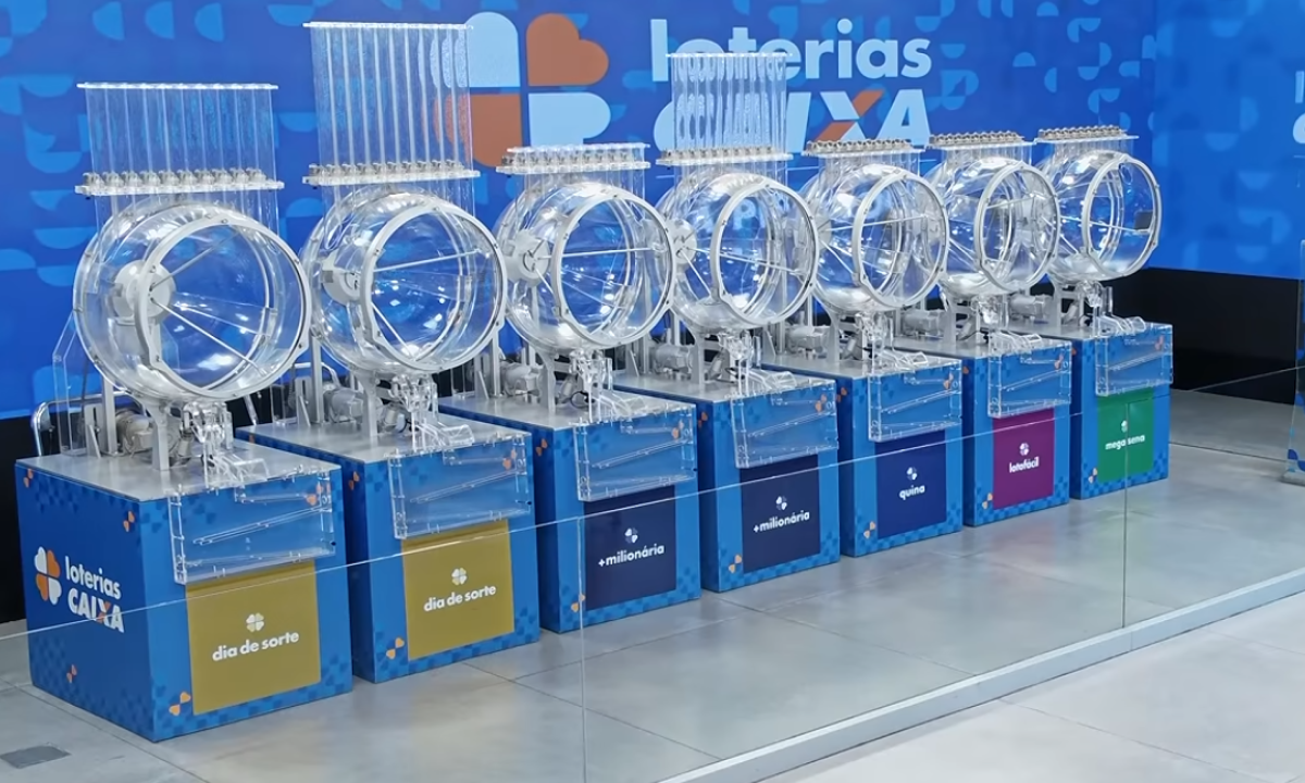 Loterias sorteadas neste domingo (25/10) podem pagar milhões, com destaque para Mega-Sena, +Milionária e Quina - (crédito: Caixa/YouTube/Reprodução)