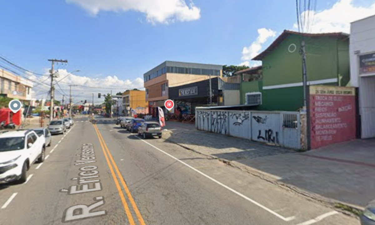 Criminosos em motos matam motorista a tiros na capital mineira - (crédito: Google Street View/Reprodução)