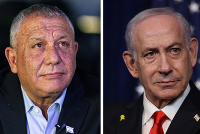 Os ministros e colonos de extrema-direita Itamar Ben Gvir (à esquerda) e Bezalel Smotrich (ao centro) têm sido vozes importantes no governo Netanyahu e lideram partidos de extrema-direita distintos -  (crédito: AFP via Getty Images)