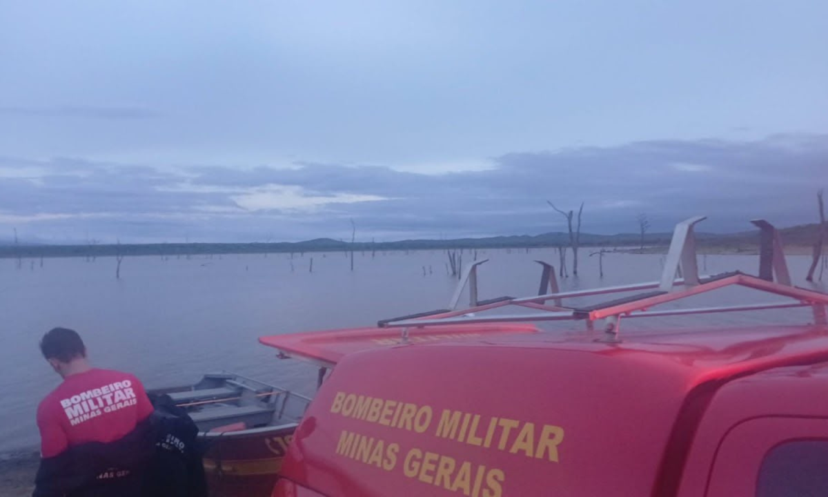 Corpo de homem de 32 anos é encontrado na manhã desta quarta-feira (28/10) na barragem da caatinga, no distrito de Bocaiúva, no Norte de Minas - (crédito: Divulgação/CBMMG)