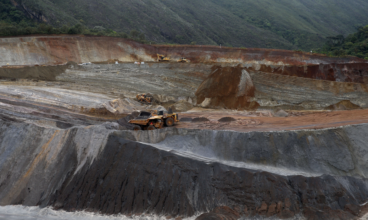 Mariana: Justiça nega bloqueio de R$ 79 bi de mineradoras pedido pela União - T&acirc;nia R&ecirc;go/Ag&ecirc;ncia Brasil