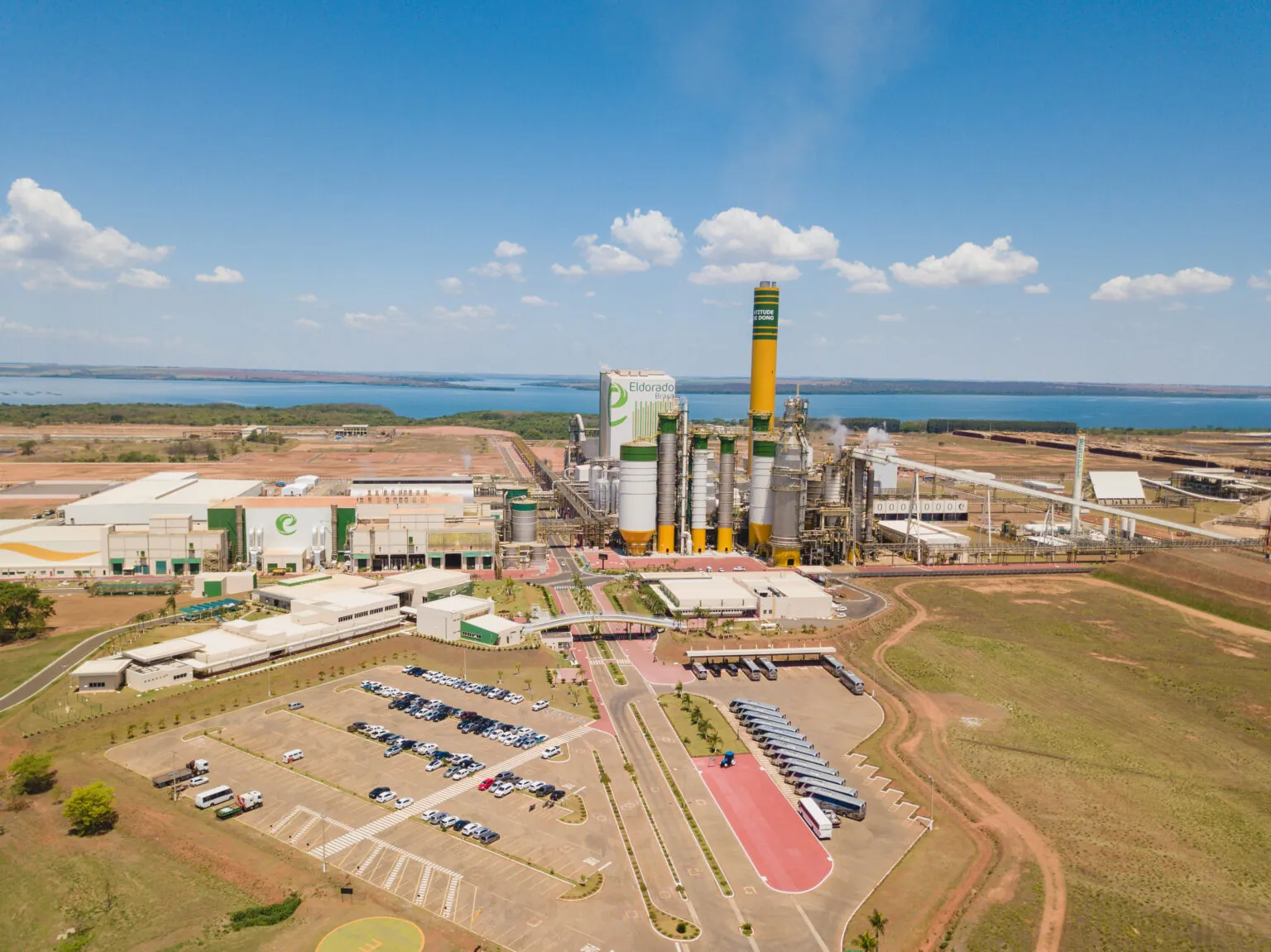 Fábrica da Eldorado Celulose no Brasil -  (crédito: Foto divulgação)