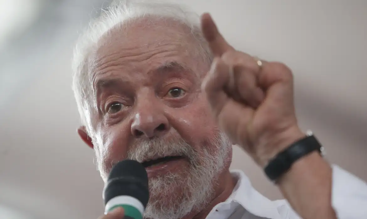 Lula põe Boulos no palanque e provoca Nunes e Tarcísio - Paulo Pinto/Agência Brasil