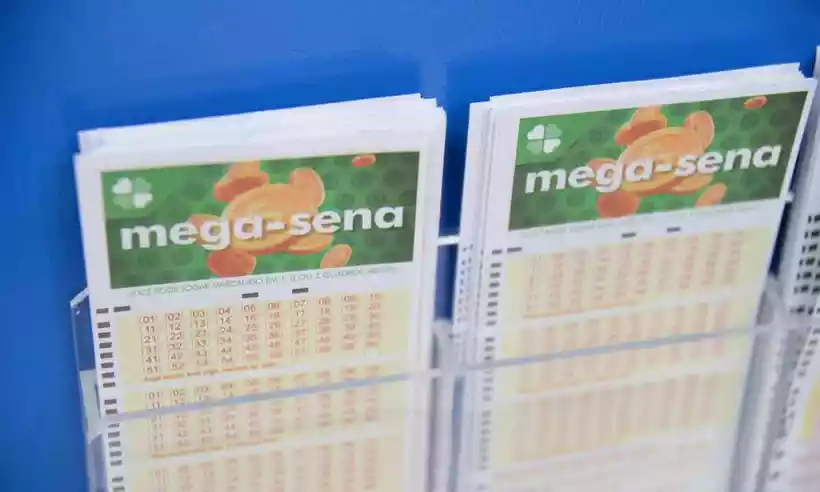 Bolinha mais leve? Caixa desmistifica fake news sobre Mega da Virada - Tulio Santos/EM/D.A Press