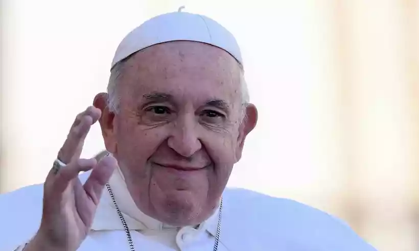 Papa Francisco discursava a diplomatas no Vaticano -  (crédito: Filippo MONTEFORTE/AFP)
