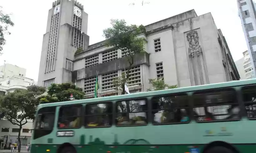 Justiça nega perdão de 80% de dívida de empresas de ônibus em BH por multas