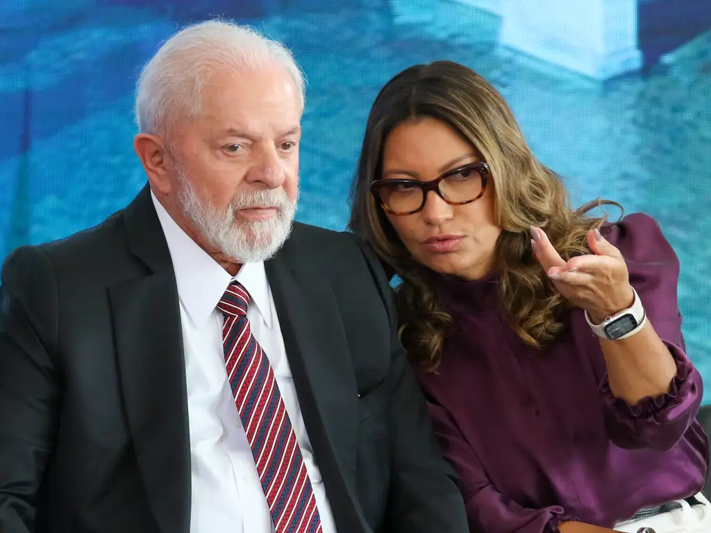 Janja defende Lula e diz que fala se referiu a 'governo genocida', não ao judeu
