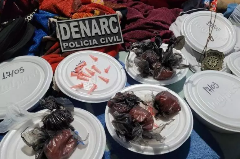 Suspeitos de desviar marmita e traficar drogas são presos no RS - PCRS / Divulgação