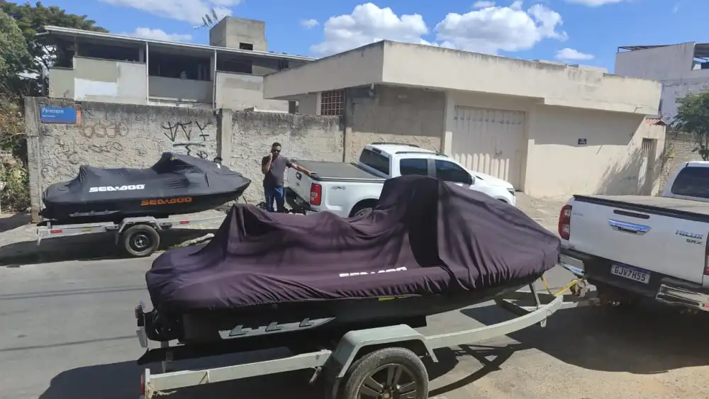 Veículos foram localizados no Bairro Lindéia, Região do Barreiro, em Belo Horizonte, na última quinta-feira (1/8) -  (crédito: Divulgação/PCMG)