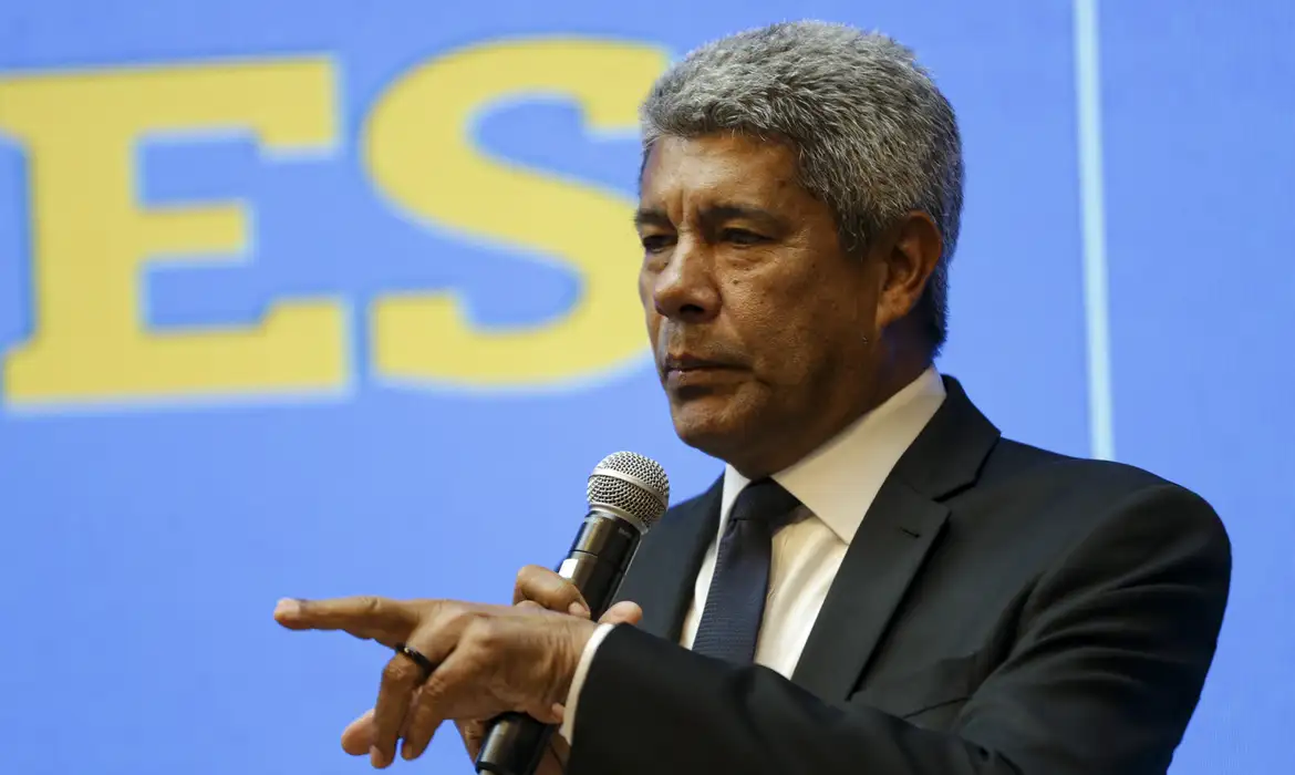 Governador da Bahia sugere jogar Bolsonaro e eleitores na 'vala' - Marcelo Camargo/Agência Brasil
