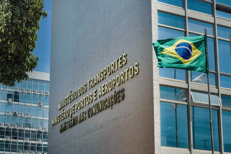 Governo negocia empréstimo de R$ 2,87 bilhões com BID para bancar concessões de rodovias
