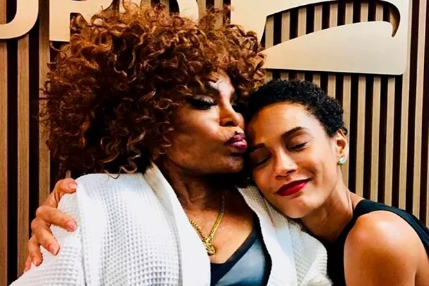 Taís Araujo viverá Elza Soares em cinebiografia da cantora