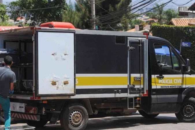 Grande BH: mulher mata companheiro bêbado com uma facada no peito - Leandro Couri/EM/D. A. Press