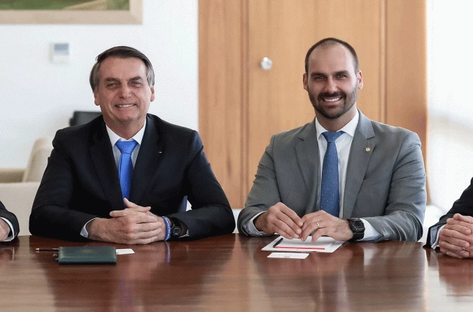 Ações de Eduardo nos EUA determinaram operação da PF contra Bolsonaro - PR/Marcos Corrêa