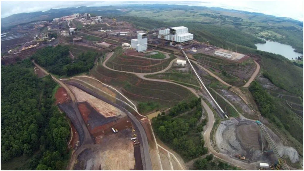 Segundo a AGU, a Vale extraiu minério de ferro em uma região não autorizada da mina do Tamanduá, em Nova Lima -  (crédito: Divulgação/Vale)