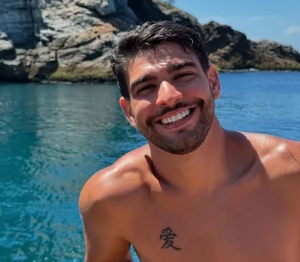 Brasileiro morre após cair de sacada de hotel em Ibiza durante férias - Reprodução/Redes Sociais
