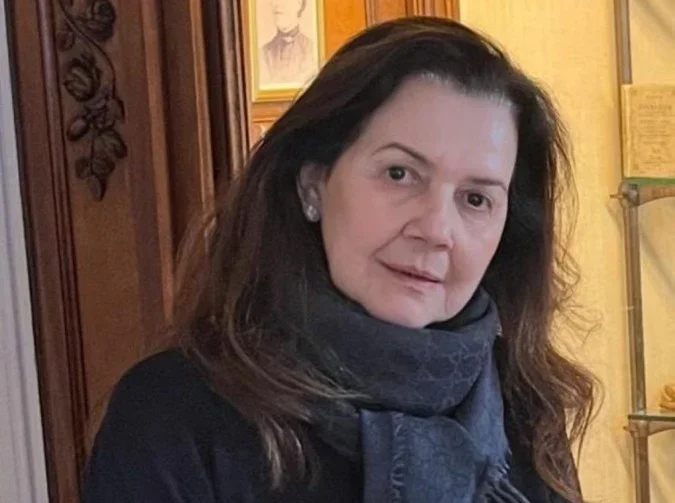 Mulher descobre tumor de 10 cm após sentir dores nas costas - Arquivo Pessoal