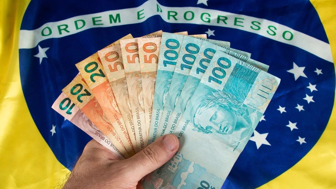 O pagamento do abono salarial PIS/PASEP em 2026 beneficiar&aacute; milh&otilde;es de trabalhadores brasileiros. -  (crédito: depositphotos.com / gustavomello162.hotmail.com)