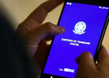 Trabalhadores podem solicitar o seguro-desemprego de forma online atrav&eacute;s do aplicativo da Carteira de Trabalho Digital. -  (crédito: Marcelo Camargo/ Ag&ecirc;ncia Brasil)