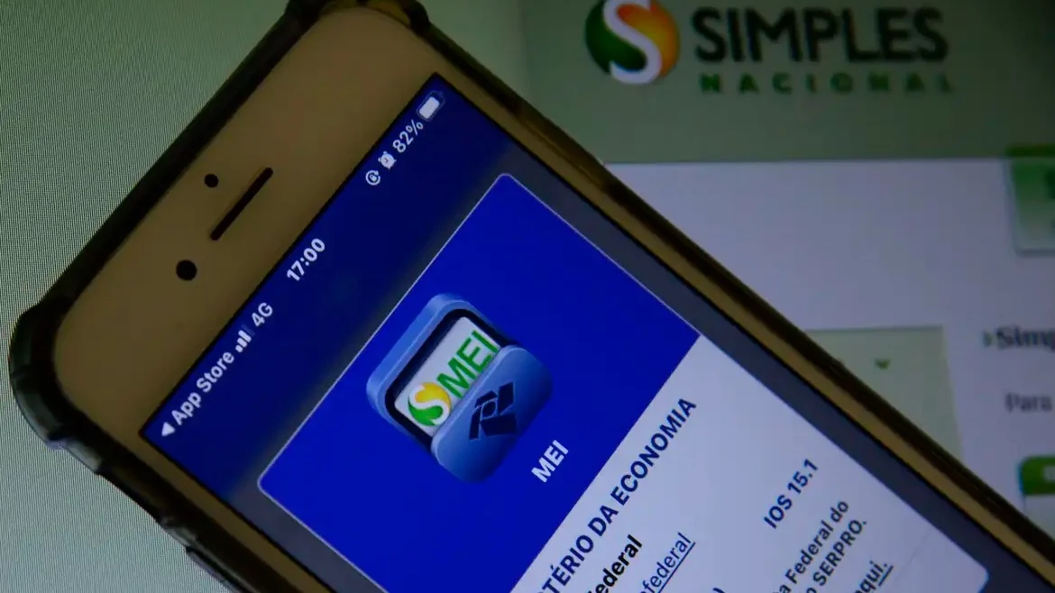 Aplicativos e plataformas digitais s&atilde;o essenciais para microempreendedores individuais manterem suas obriga&ccedil;&otilde;es fiscais em dia. -  (crédito: Divulga&ccedil;&atilde;o/ Ag&ecirc;ncia Brasil)