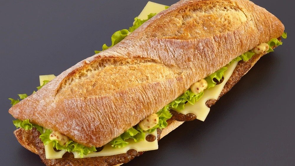 Como é o cardápio do McDonald's em outros países; veja as diferenças - Yves Bagros / McDonalds