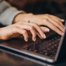 CNJ suspende concurso para cartórios em MG por suspeita de irregularidades - Reprodução/Freepik