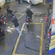 BH: câmera flagra ataque a tiros que matou gerente de posto; veja o vídeo - ReproduÃ§Ã£o/CÃ¢meras de seguranÃ§a
