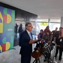 Padilha chama Flávio de "Bolsonarinho" e o associa a hospitais do RJ - Francisco Artur de Lima/CB/D.A. Press