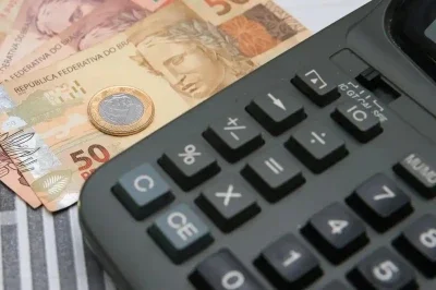 Saiba as consequ&ecirc;ncias dos d&eacute;bitos fiscais no Brasil -  (crédito: Ag&ecirc;ncia Brasil/ Marcello Casal Jr)