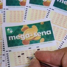 Mega Sena 30 anos: qual o prazo para apostar no sorteio de R$ 300 milhões? - Divulga&ccedil;&atilde;o/ EBC - Geral