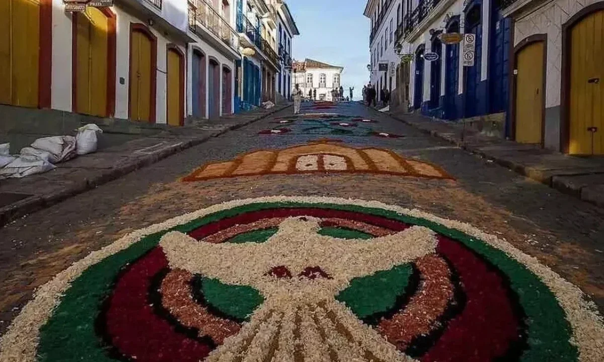O que abre e o que fecha em BH no feriado de Corpus Christi? - Divulga&ccedil;&atilde;o/  Ane Souz