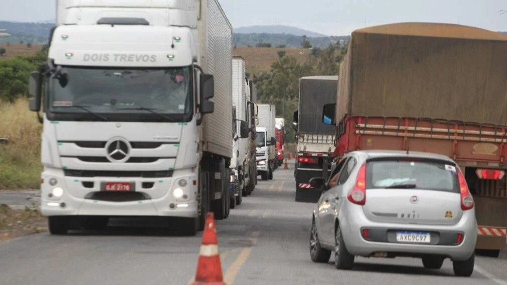 A espinha dorsal do Brasil: a importância econômica da rodovia BR-116