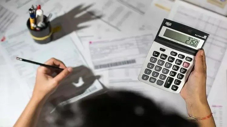 A disciplina no controle financeiro &eacute; essencial para organizar as contas e evitar o endividamento, como mostra o planejamento. -  (crédito: Guilherme Santos/Reprodu&ccedil;&atilde;o)