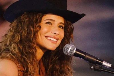 Na festa de encerramento de "Cora&ccedil;&atilde;o acelerado" , quando foram exibidas imagens de Isadora Cruz o p&uacute;blico ficou em sil&ecirc;ncio absoluto, contraste que n&atilde;o passou despercebido entre os convidados. -  (crédito: TV Globo/Reprodu&ccedil;&atilde;o)