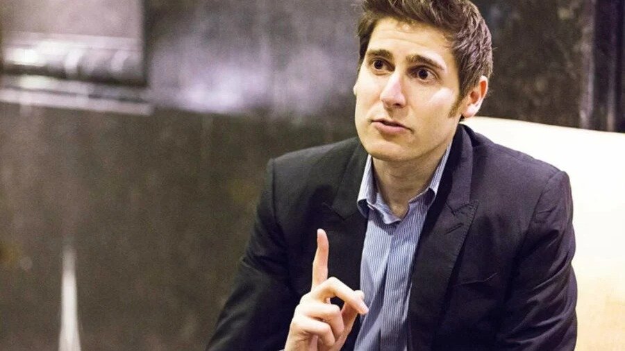 Eduardo Saverin, cofundador do Facebook, lidera a lista dos bilion&aacute;rios brasileiros da Forbes 2026 -  (crédito: Getty Images)