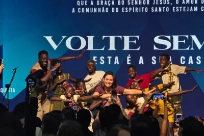 Mais cedo, Michelle publicou um vídeo nas redes sociais aceitando o pedido de desculpas de Flávio Bolsonaro -  (crédito: Carlos Silva/CB/D.A Press)