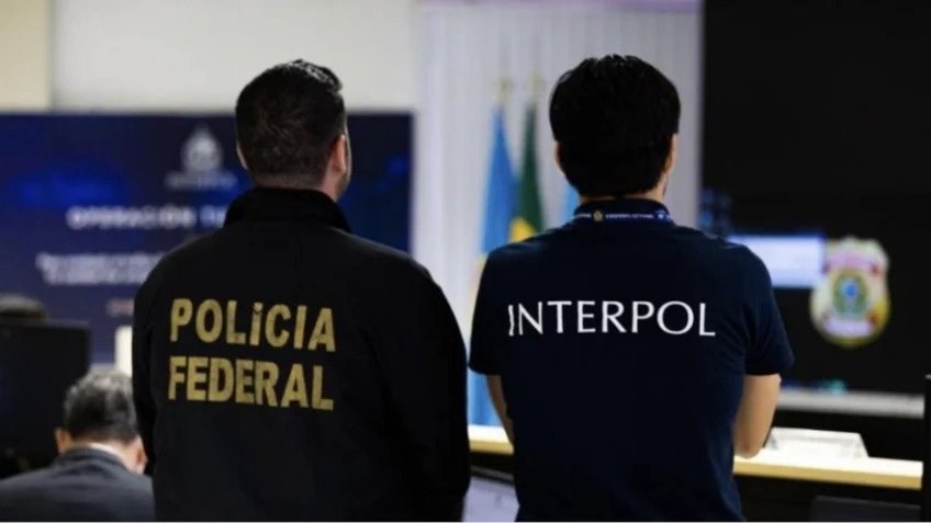A coopera&ccedil;&atilde;o entre for&ccedil;as policiais como a Pol&iacute;cia Federal e a Interpol &eacute; crucial para alertas como a Difus&atilde;o Vermelha -  (crédito: Reprodu&ccedil;&atilde;o)