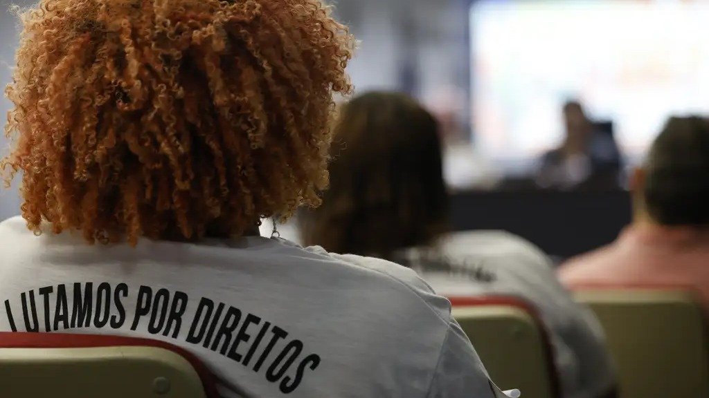 A luta e a conscientiza&ccedil;&atilde;o sobre os direitos humanos s&atilde;o cruciais para a defesa e a prote&ccedil;&atilde;o das v&iacute;timas de viola&ccedil;&otilde;es, tema da mat&eacute;ria -  (crédito: Fernando Fraz&atilde;o/Ag&ecirc;ncia Brasil)