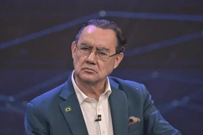 A estrat&eacute;gia de Augusto Cury nos debates, focada em intelig&ecirc;ncia emocional, chamou a aten&ccedil;&atilde;o no cen&aacute;rio pol&iacute;tico -  (crédito: Renato Pizzutto/Band)