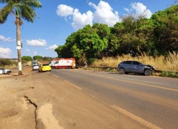 8 mortes e 151 acidentes são registrados em rodovias federais de Minas Gerais no feriado de 7 de setembro  -  (crédito: CBMMG/Divulgação)