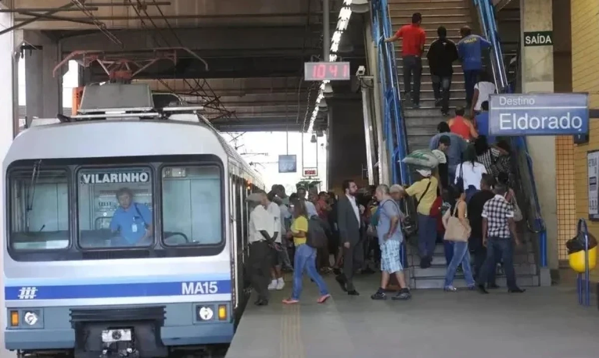 A expansão da Linha 2 do metrô de BH visa ampliar a capacidade do transporte público, que já atende milhares de passageiros - (crédito: Jair Amaral/EM/D.A Press)