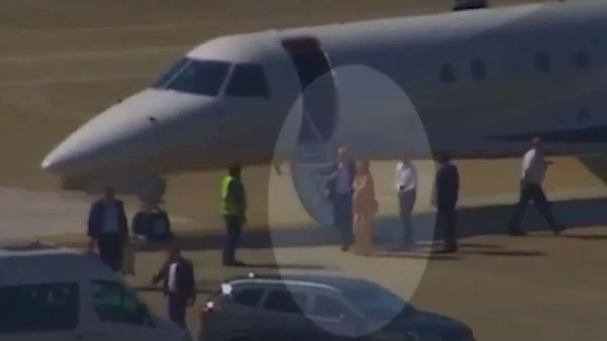 Jatinho da Prime Aviation, sob investiga&ccedil;&atilde;o por liga&ccedil;&atilde;o com figuras pol&iacute;ticas como Alexandre de Moraes -  (crédito: Reprodu&ccedil;&atilde;o/O Globo)