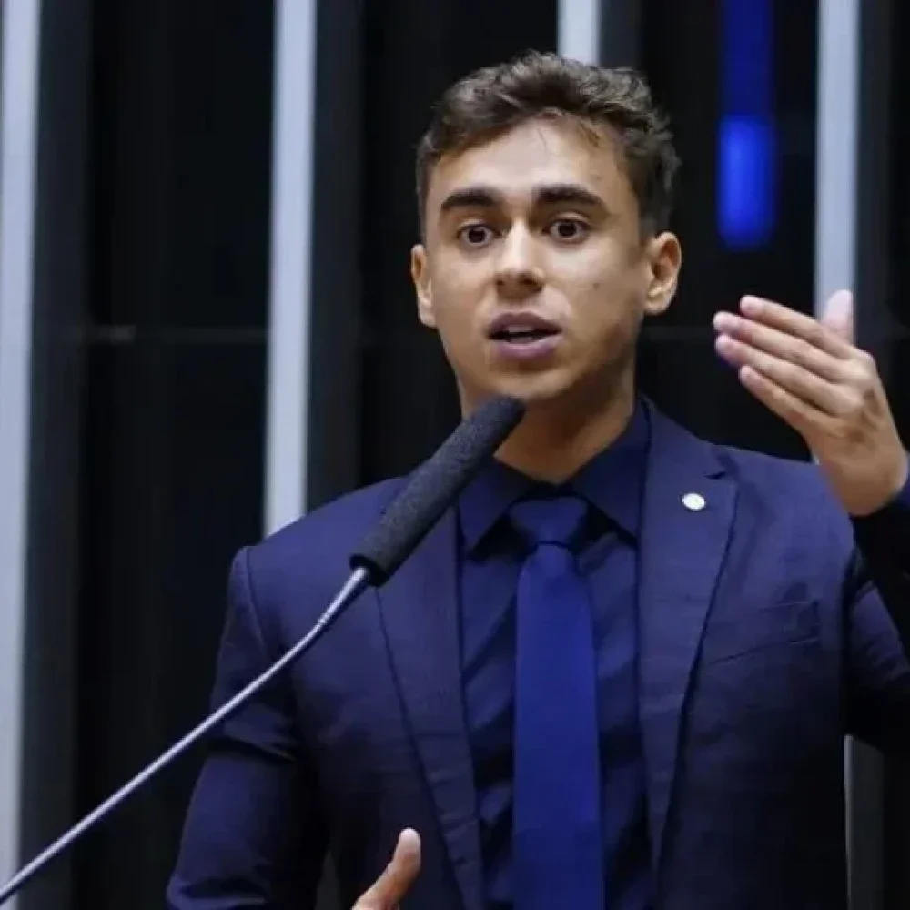 Nikolas chama Marília de ‘Dilma 2.0’ e critica Aécio Neves