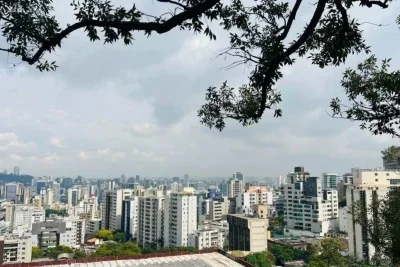 Belo Horizonte terá forte calor e possibilidade de chuva neste fim de semana -  (crédito: Edésio Ferreira/EM/D.A.Press)