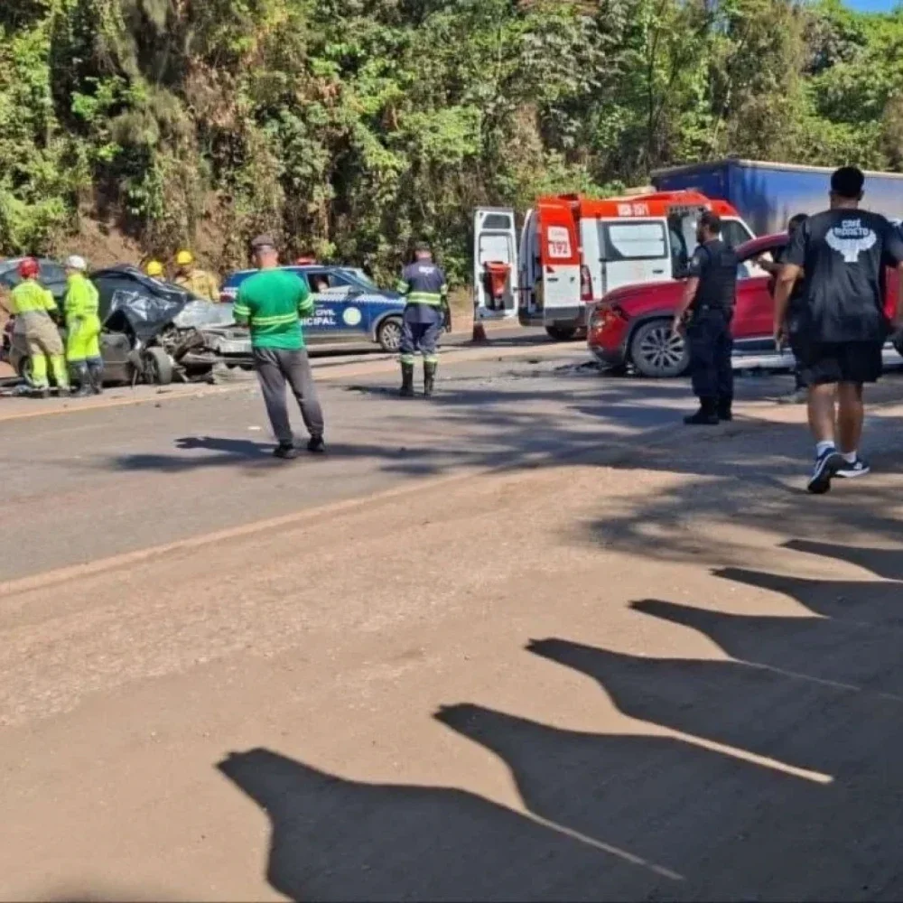 BR-040 em MG: rodovia é totalmente liberada após acidente com morte