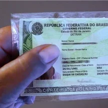 Nova carteira de identidade: como pedir pelo celular e receber em casa - M&aacute;rcio Leandro/ Detran-RJ
