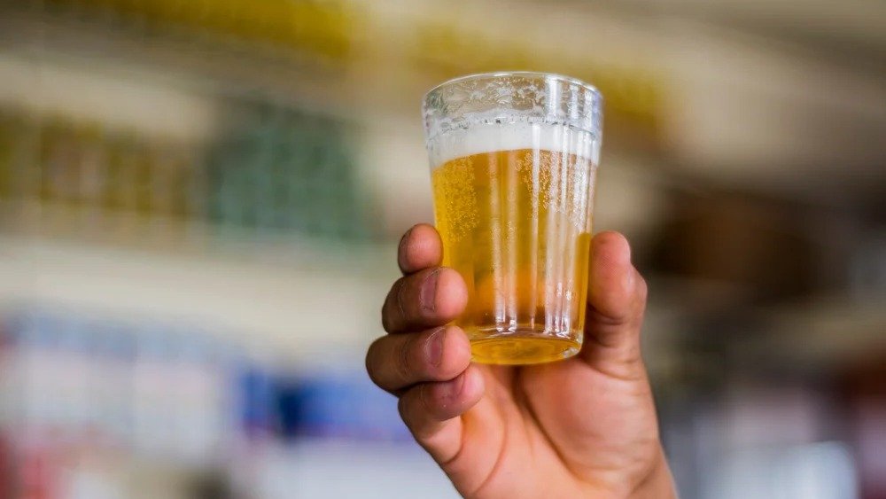 Minas Gerais n&atilde;o ter&aacute; restri&ccedil;&atilde;o &agrave; venda de bebidas alco&oacute;licas durante o segundo turno das elei&ccedil;&otilde;es -  (crédito: Reprodu&ccedil;&atilde;o/ Conex&atilde;o 123)