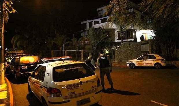 Criminosos arrombam casa de ex-deputado e levam cerca de R$ 3 mi em produtos em BH - Rodrigo Clemente/EM/DA Press