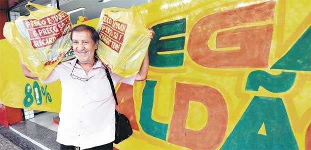 Aberta temporada de saldões para zerar estoques  - Gladyston Rodrigues/EM/D.A Press